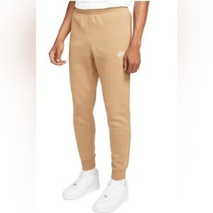 Nike Sportswear Club Fleece Joggers ‘Dk Driftwood/White’